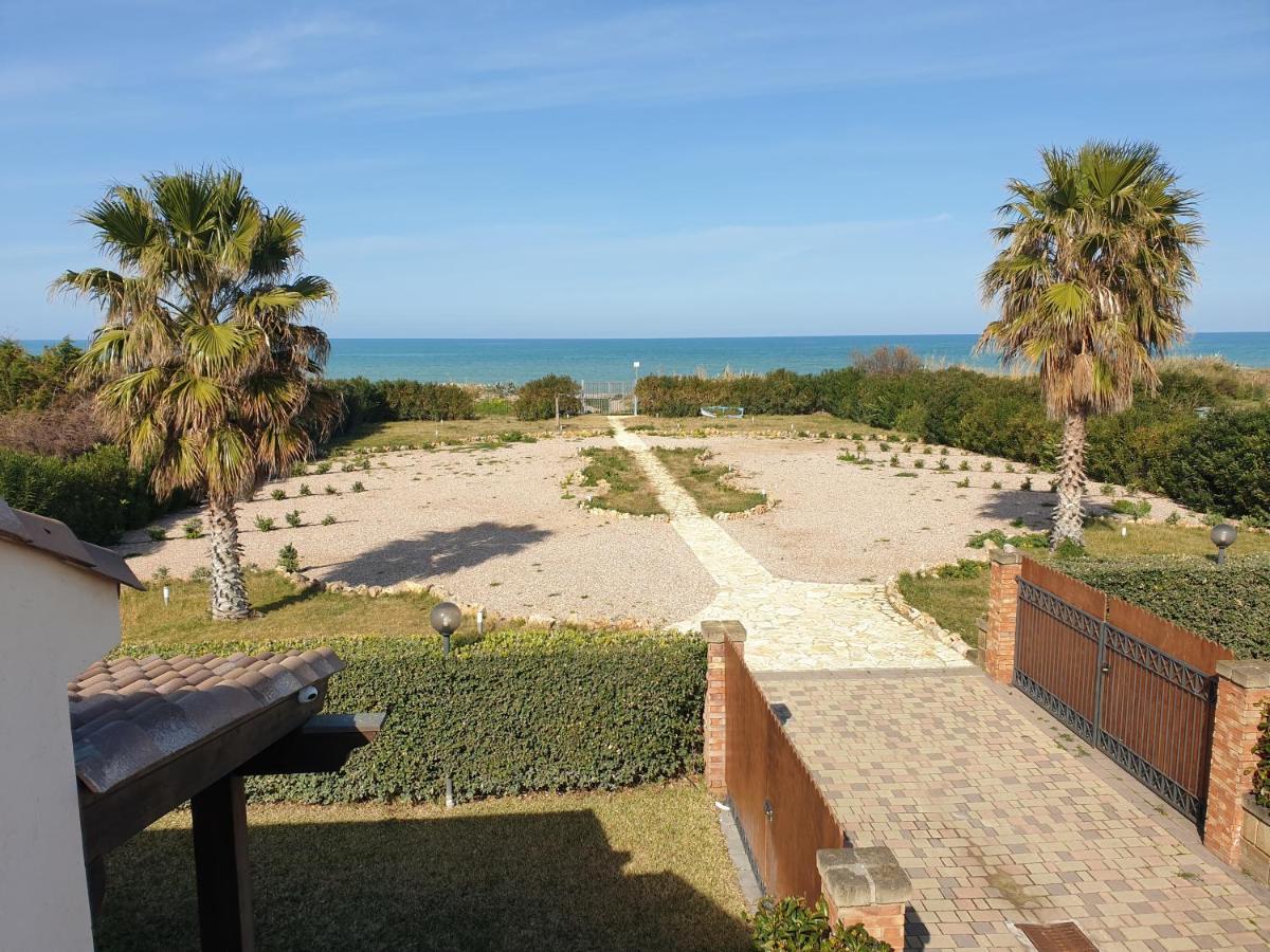 Villa Amare Campofelice Di Roccella Exteriör bild